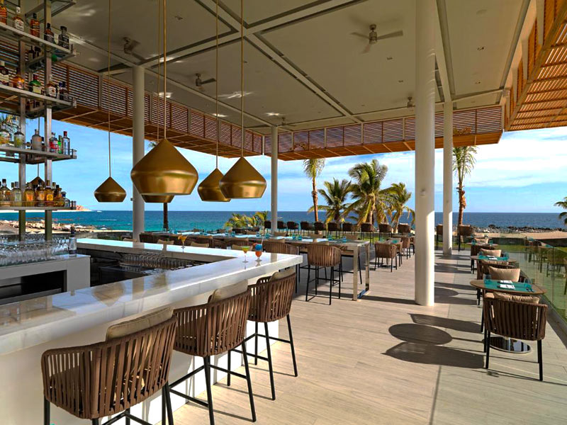 رستوران ساحلی هتل پارادیسوس لوس کایوس