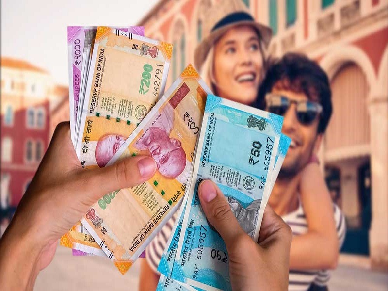 برای سفر به هند دلار ببریم یا روپیه؟